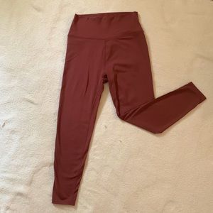 High waisted leggings.. never worn.